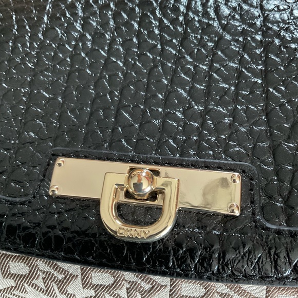 DKNY Black Monogram Clutch/Shoulder Handbag - Picture 6 of 12